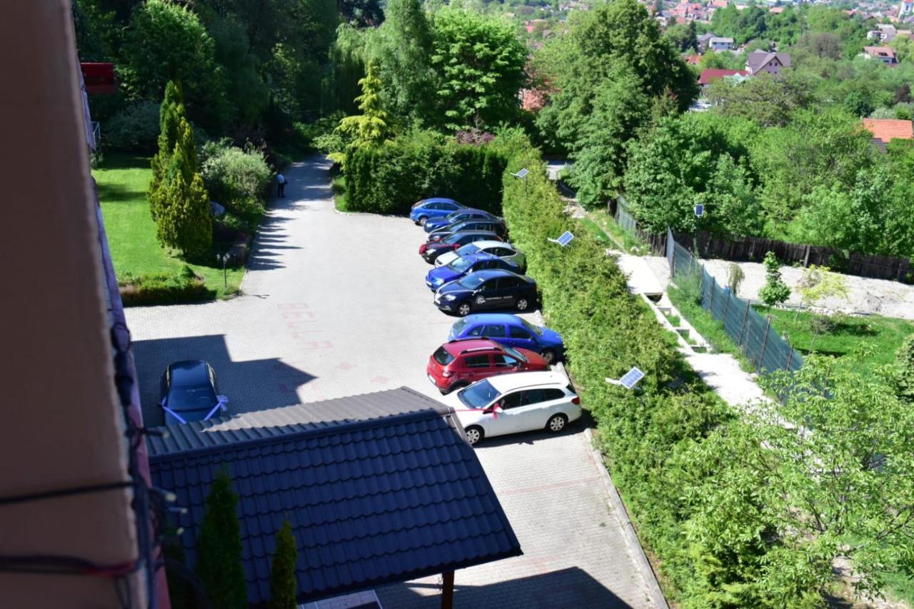 Bellavista Brasov Hotell Săcele Eksteriør bilde