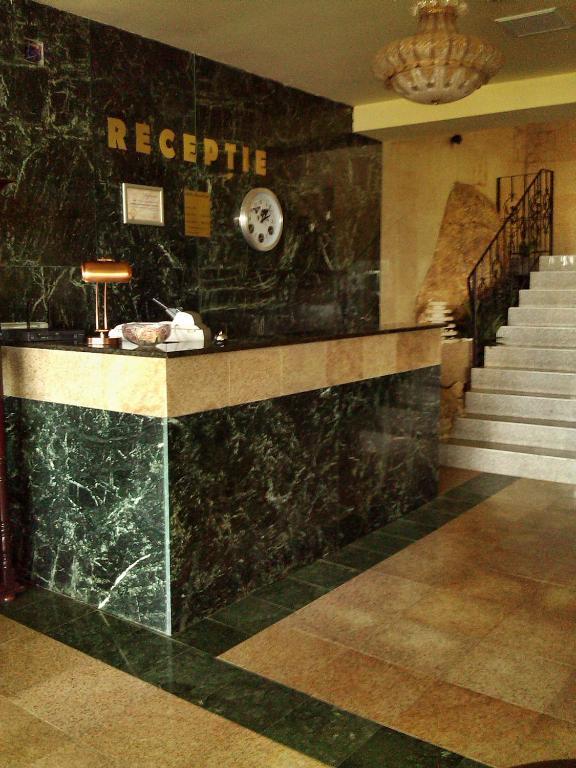 Bellavista Brasov Hotell Săcele Eksteriør bilde